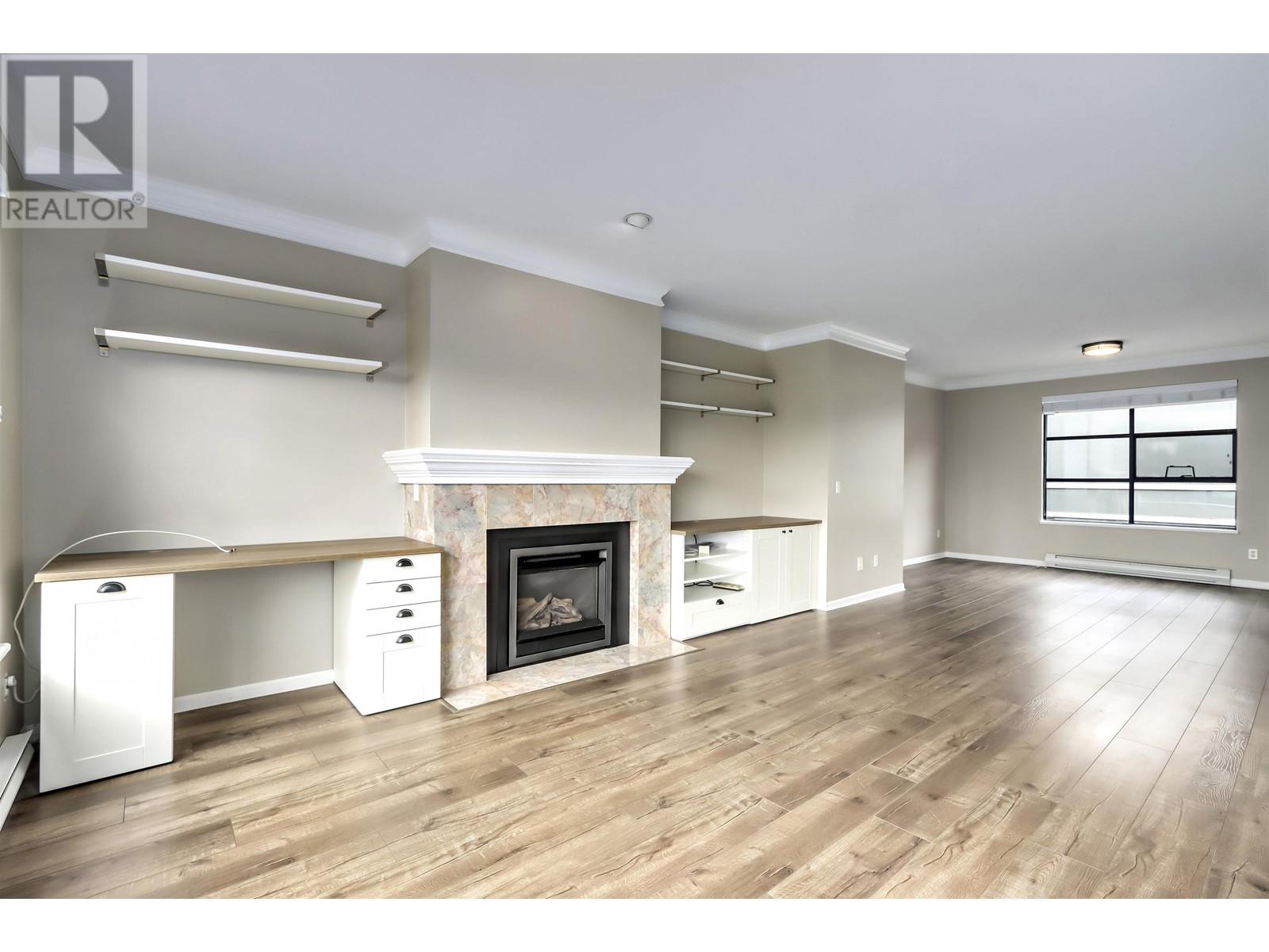 Property at 301 3151 WOODBINE DRIVE image 4