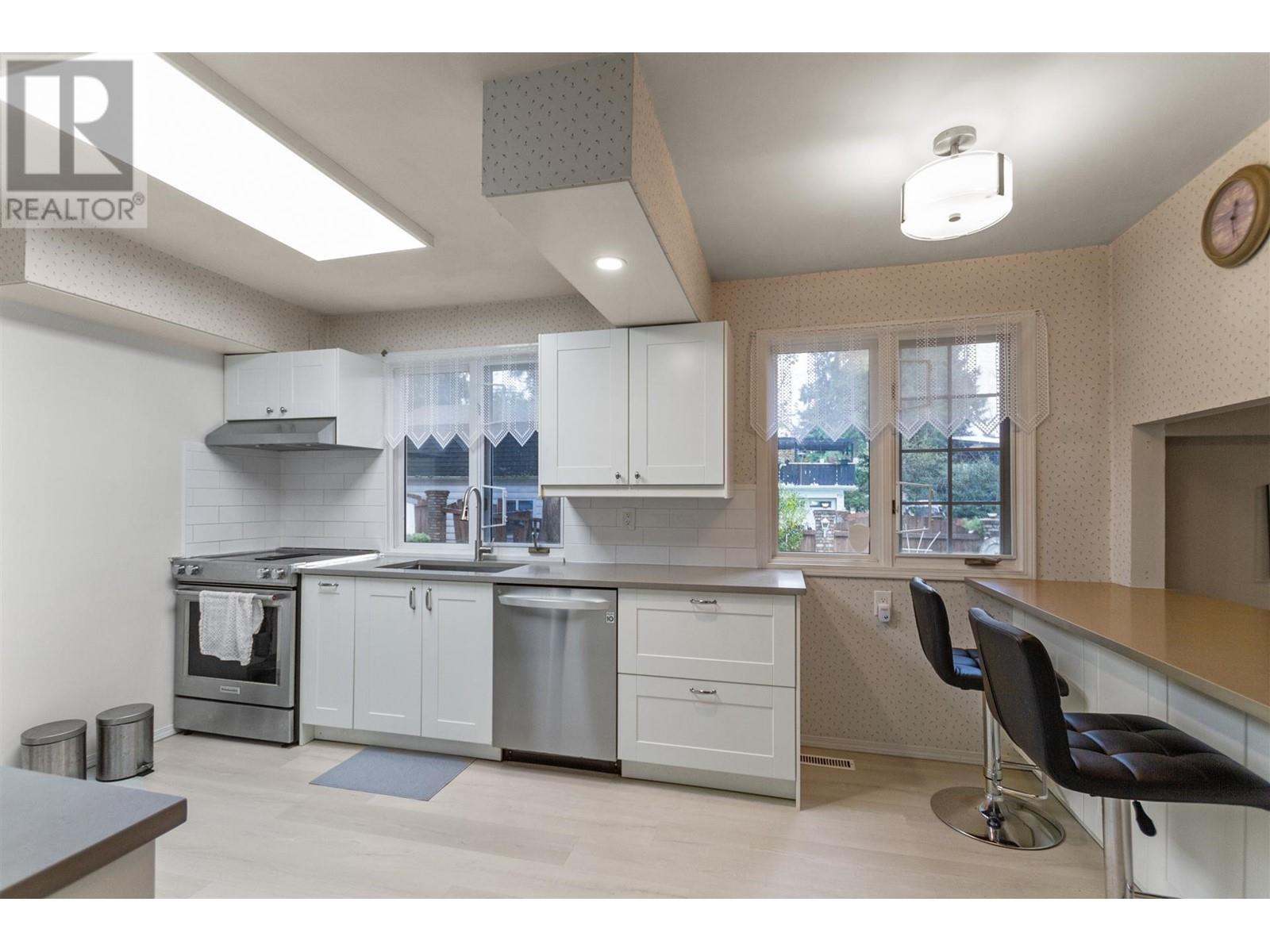 3144 Lancaster Place, Port Coquitlam, British Columbia  V3C 3J7 - Photo 13 - R2953319