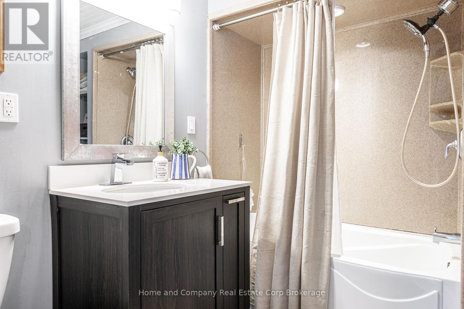 175 Hibernia Street, Stratford, Ontario  N5A 5V6 - Photo 14 - X11911312