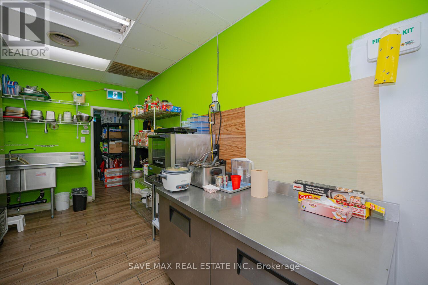 10 - 106 Humber College Boulevard, Toronto, Ontario  M9V 4E4 - Photo 19 - W11911317