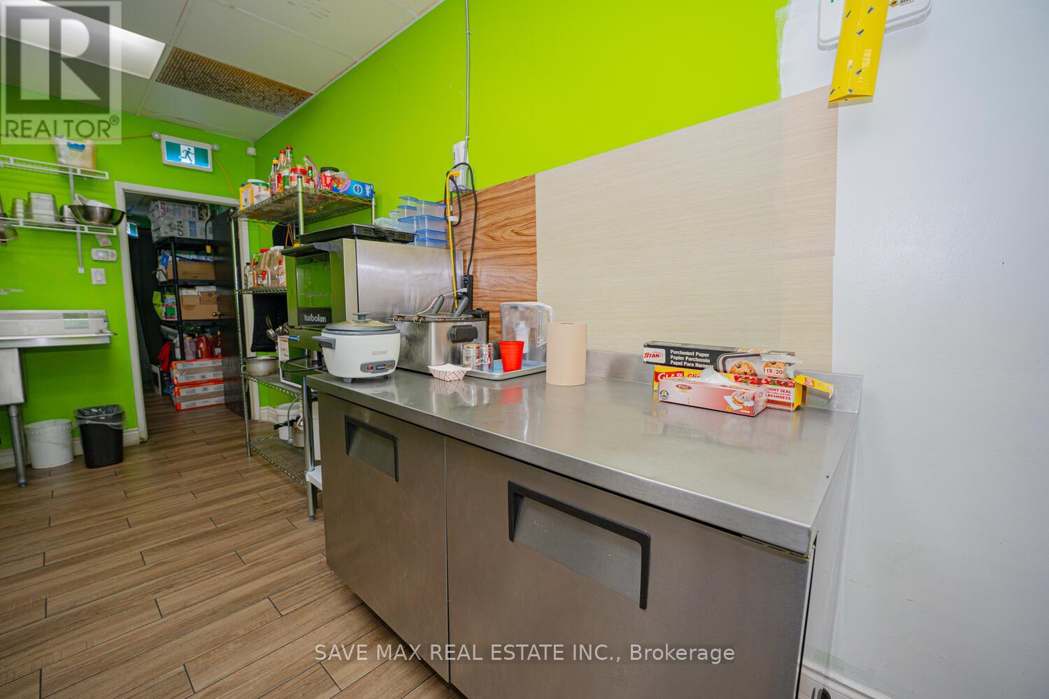 10 - 106 Humber College Boulevard, Toronto, Ontario  M9V 4E4 - Photo 22 - W11911317