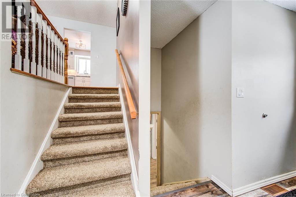 425 Clyde Street, Mount Forest, Ontario  N0G 2L3 - Photo 11 - 40688130