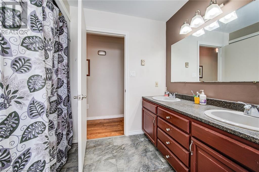 425 Clyde Street, Mount Forest, Ontario  N0G 2L3 - Photo 28 - 40688130