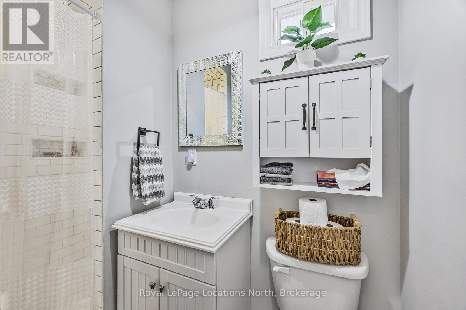 40 Savarin Street, Wasaga Beach, Ontario  L9Z 2N8 - Photo 14 - S11892616