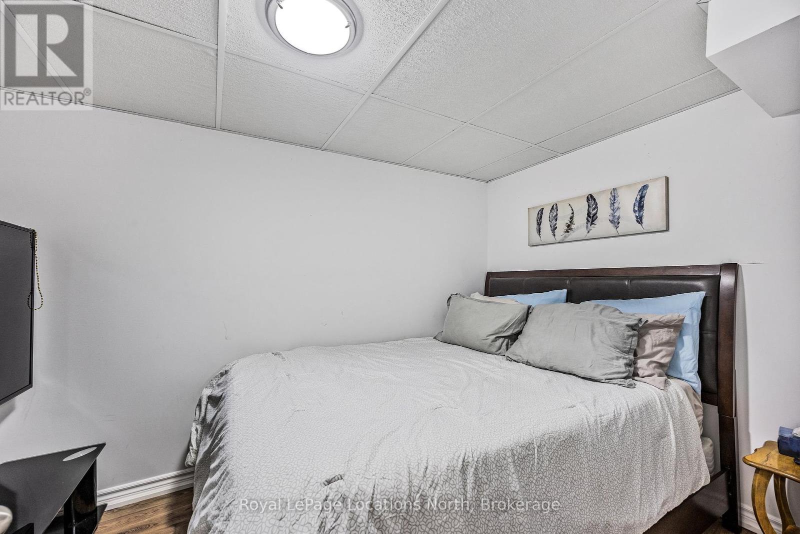 40 Savarin Street, Wasaga Beach, Ontario  L9Z 2N8 - Photo 23 - S11892616