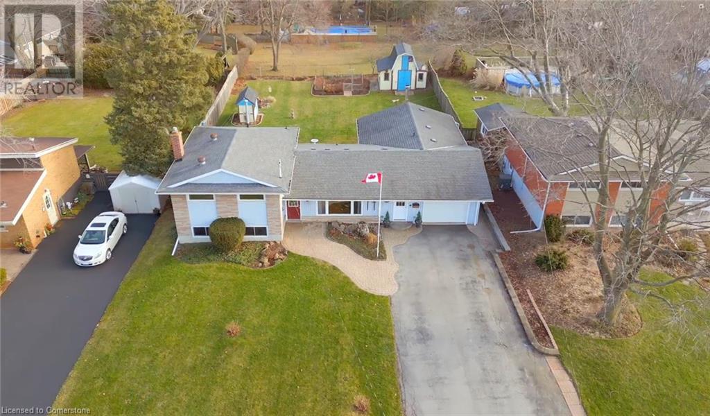 4 BENDAMERE Drive, Grimsby, Ontario