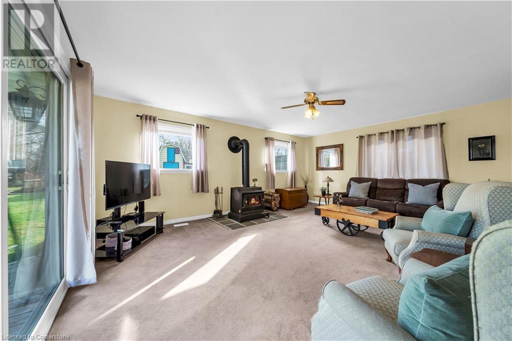 4 Bendamere Drive, Grimsby, Ontario  L3M 2N3 - Photo 14 - 40688380