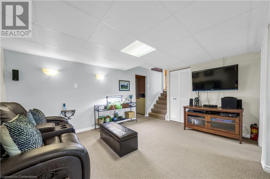 4 Bendamere Drive, Grimsby, Ontario  L3M 2N3 - Photo 26 - 40688380