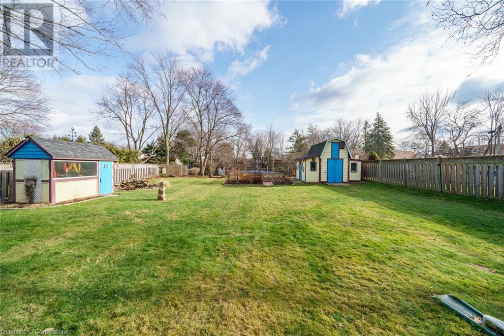 4 Bendamere Drive, Grimsby, Ontario  L3M 2N3 - Photo 32 - 40688380