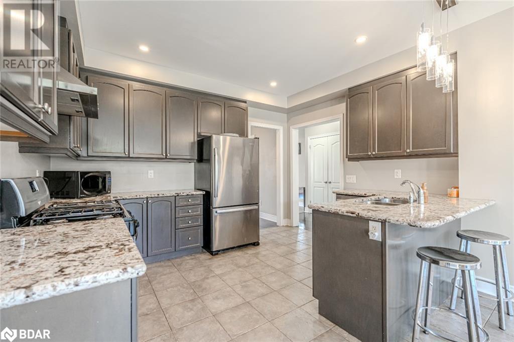 35 Royal Park Boulevard, Barrie, Ontario  L4N 6M8 - Photo 3 - 40688455