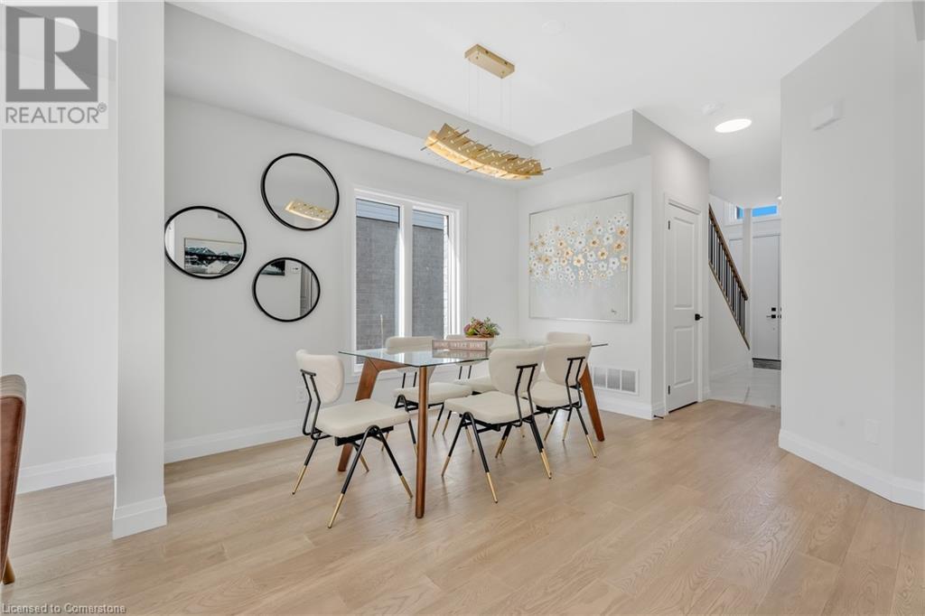 447 A Stone Church Road W, Hamilton, Ontario  L9B 1R7 - Photo 7 - 40688174