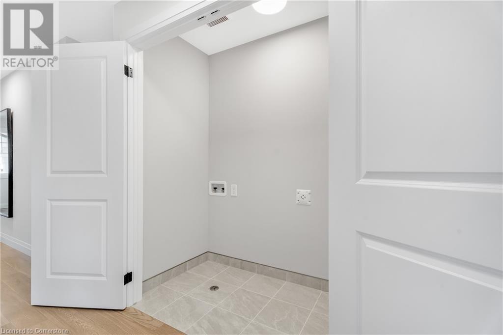 447 A Stone Church Road W, Hamilton, Ontario  L9B 1R7 - Photo 30 - 40688174