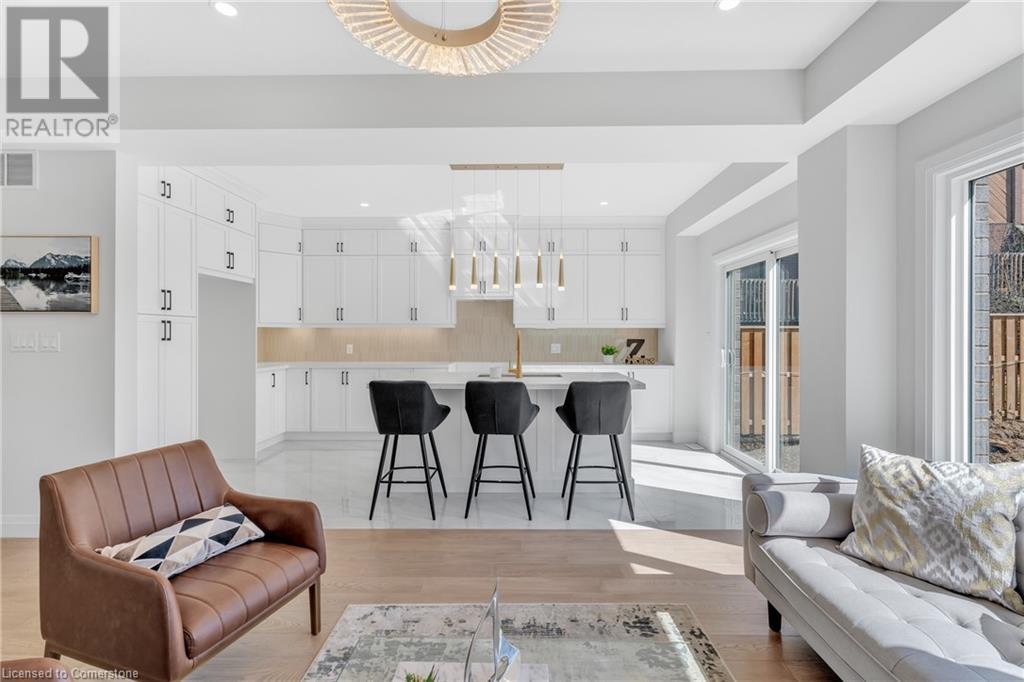 447 A Stone Church Road W, Hamilton, Ontario  L9B 1R7 - Photo 12 - 40688174