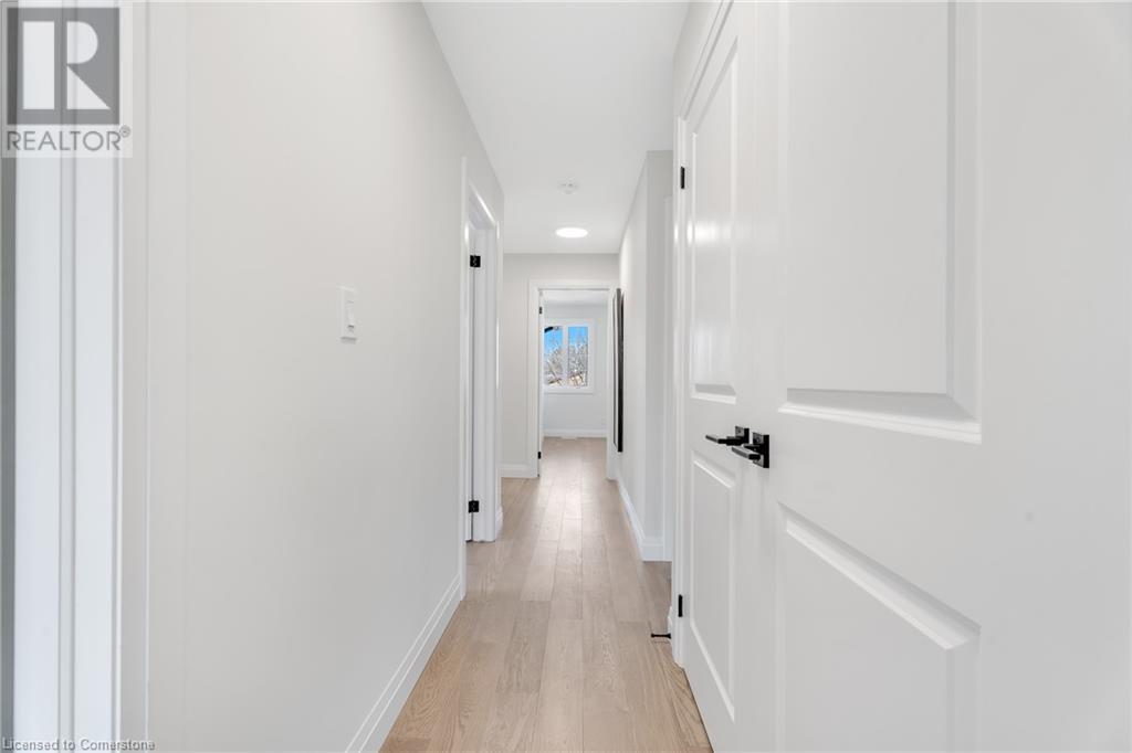 447 A Stone Church Road W, Hamilton, Ontario  L9B 1R7 - Photo 17 - 40688174