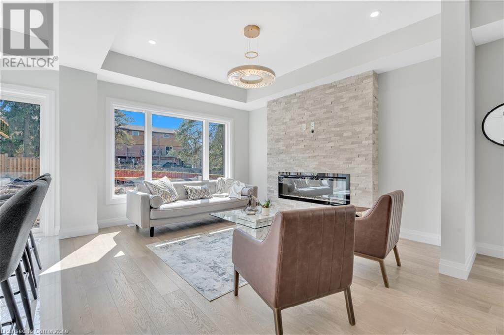 447 A Stone Church Road W, Hamilton, Ontario  L9B 1R7 - Photo 10 - 40688174