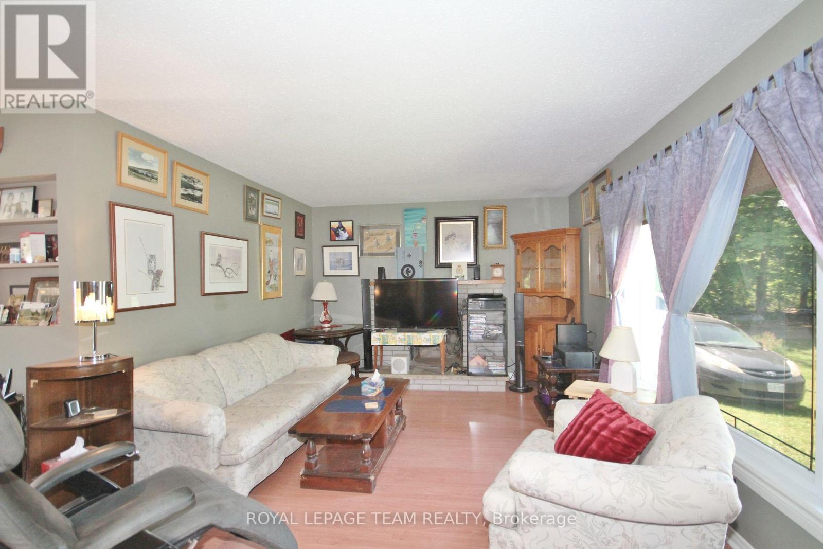 3159 8TH LINE ROAD E Ottawa