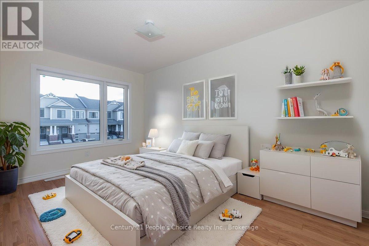 6 Prudhoe Terrace, Barrie, Ontario  L9S 2Z8 - Photo 21 - S11911487