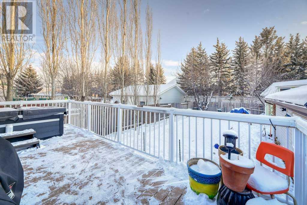 803 Westmount Drive, Strathmore, Alberta  T1P 1A6 - Photo 5 - A2184971