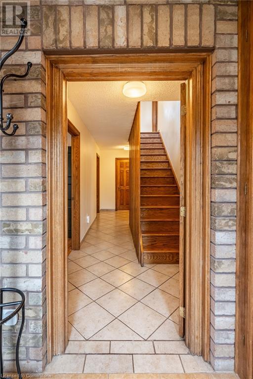 3210 Victoria Street, Oakville, Ontario  L6L 5R2 - Photo 6 - 40688416