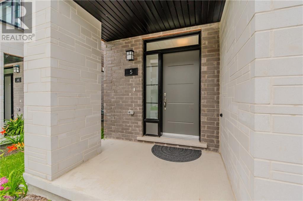 350 River Road Unit# 5, Cambridge, Ontario  N3C 2B7 - Photo 2 - 40688465