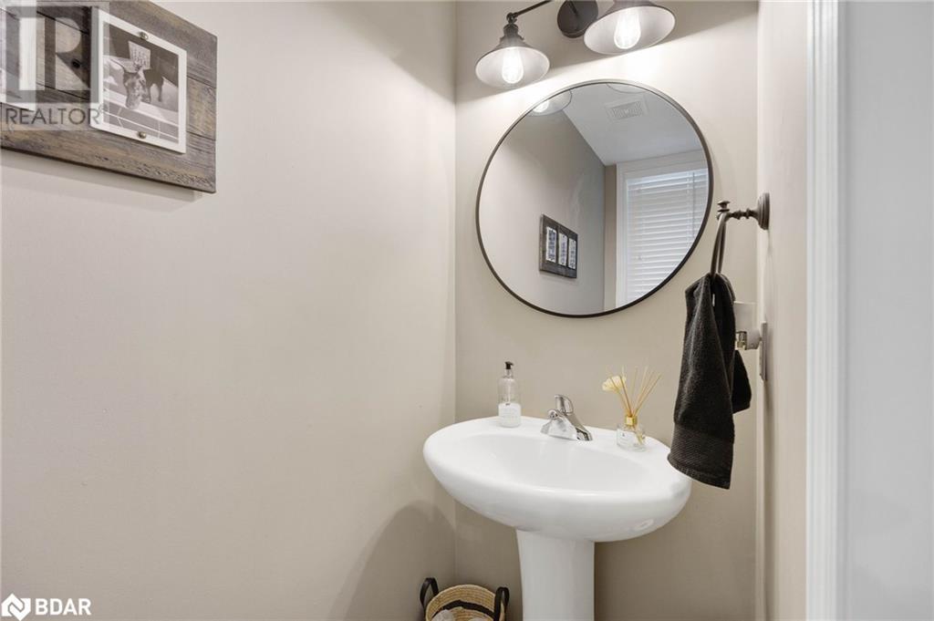 58 Stevenson Street, Angus, Ontario  L3W 0P4 - Photo 6 - 40687706