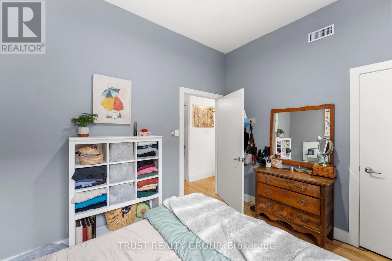 203 - 99 Chandos Avenue, Toronto, Ontario  M6H 2E7 - Photo 11 - W11911409