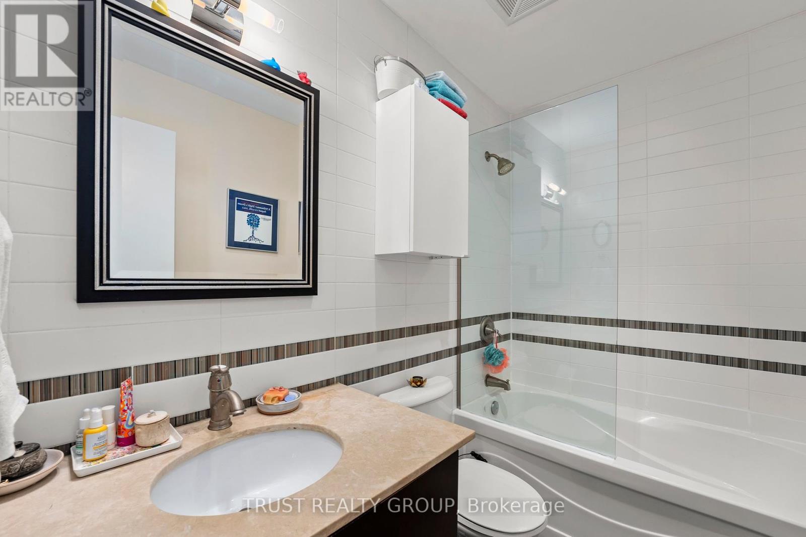 203 - 99 Chandos Avenue, Toronto, Ontario  M6H 2E7 - Photo 12 - W11911409