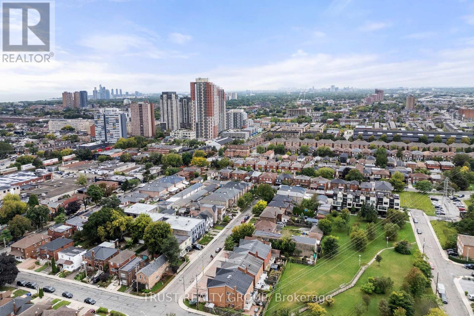 203 - 99 Chandos Avenue, Toronto, Ontario  M6H 2E7 - Photo 19 - W11911409