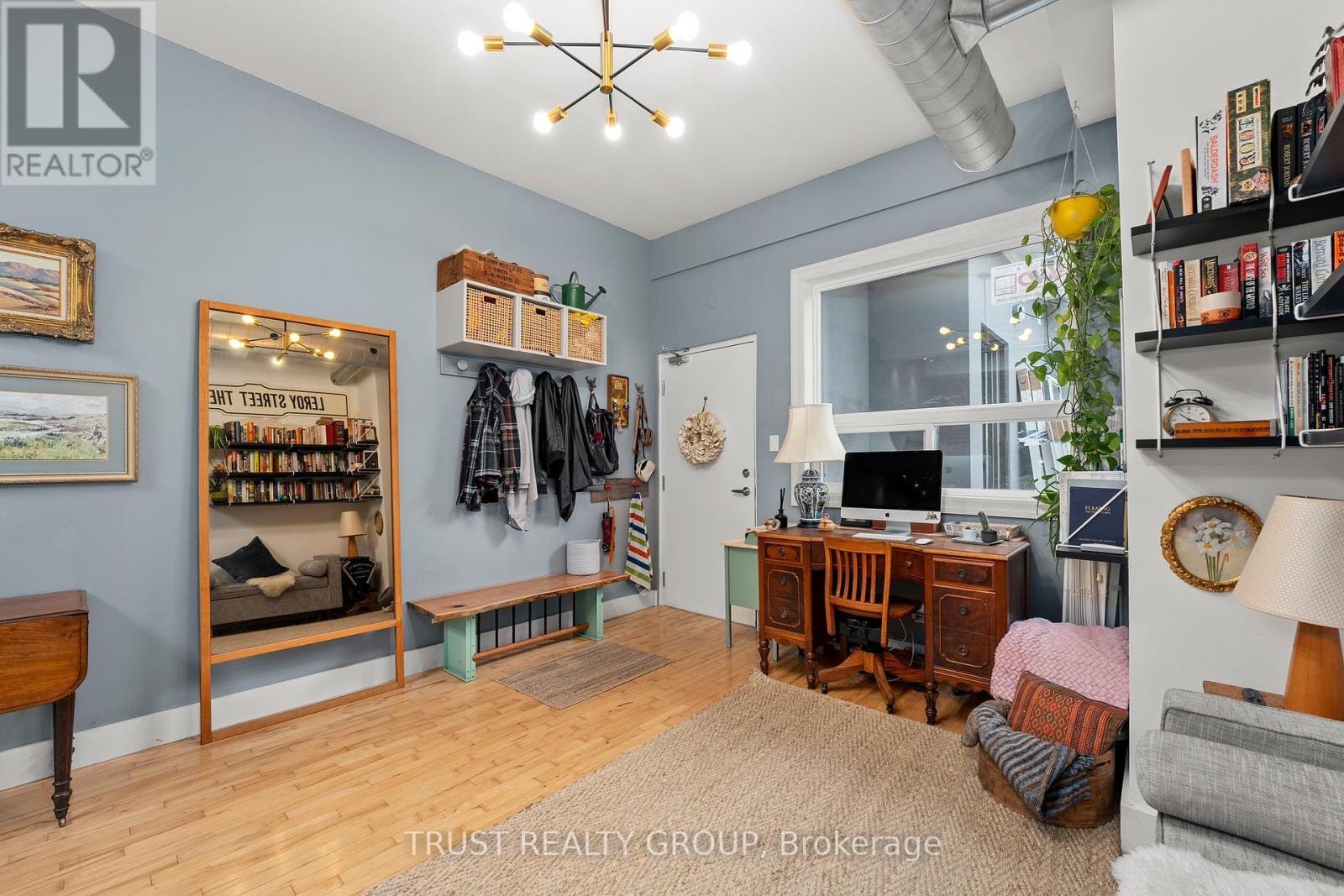 Property at 203 - 99 CHANDOS AVENUE image 4