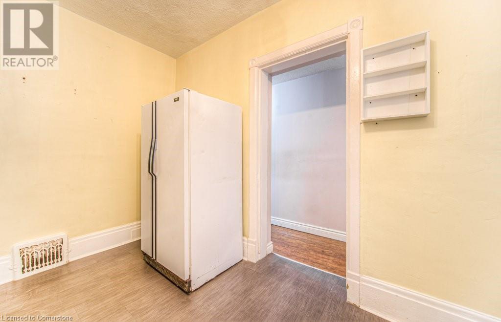 25 Peter Street, Kitchener, Ontario  N2G 3J5 - Photo 30 - 40688321