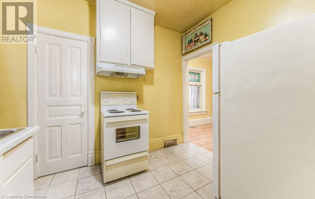 25 Peter Street, Kitchener, Ontario  N2G 3J5 - Photo 13 - 40688321