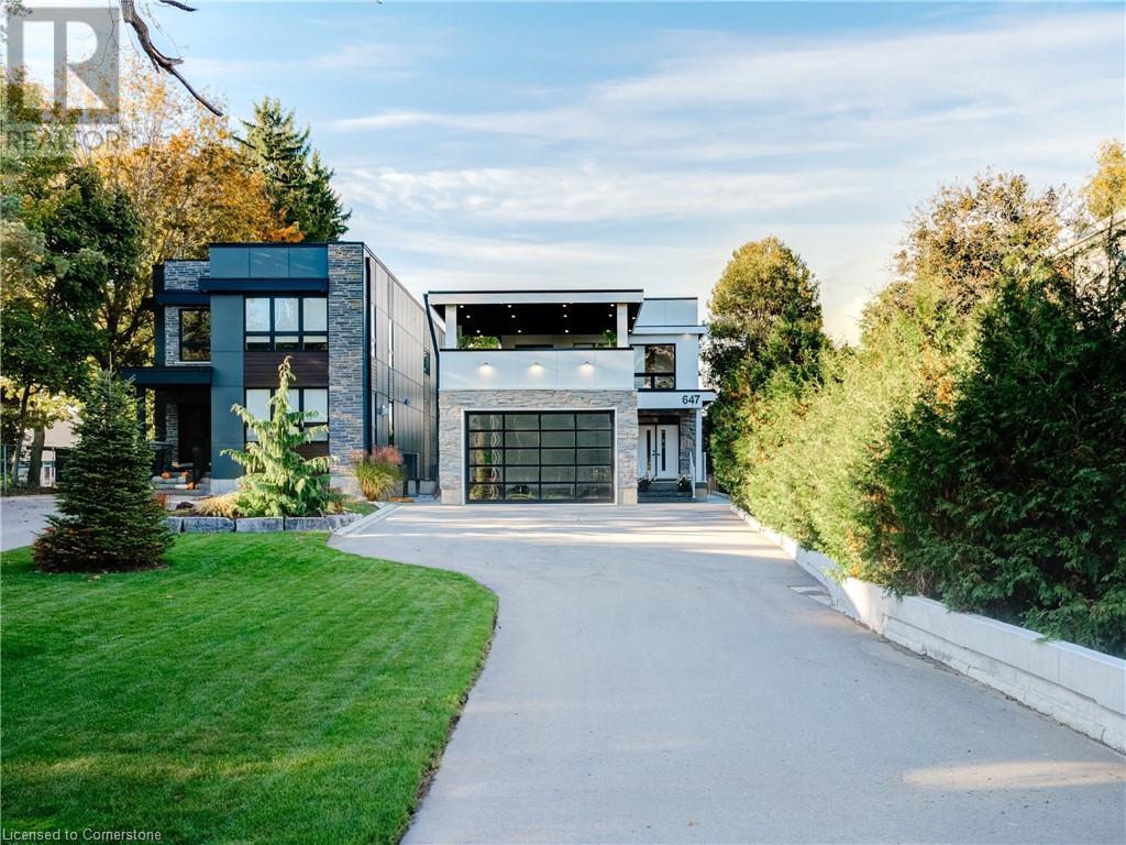 647 Devonshire Avenue, Woodstock, Ontario  N4S 5P9 - Photo 2 - 40688505