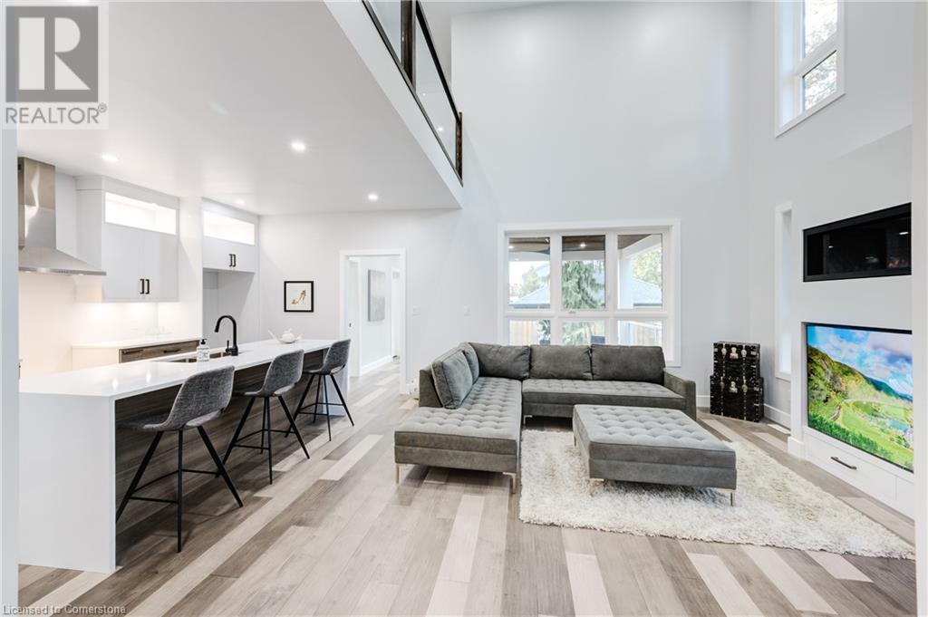 647 Devonshire Avenue, Woodstock, Ontario  N4S 5P9 - Photo 9 - 40688505