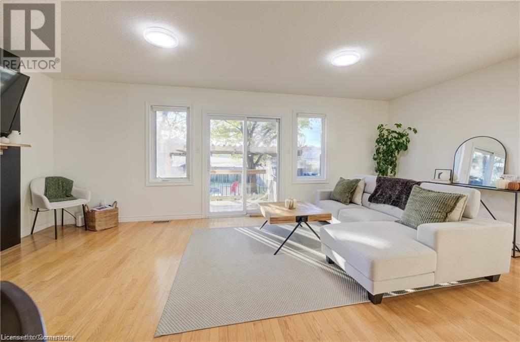 98 Stiefelmeyer Crescent, Baden, Ontario  N3A 4K6 - Photo 14 - 40688494