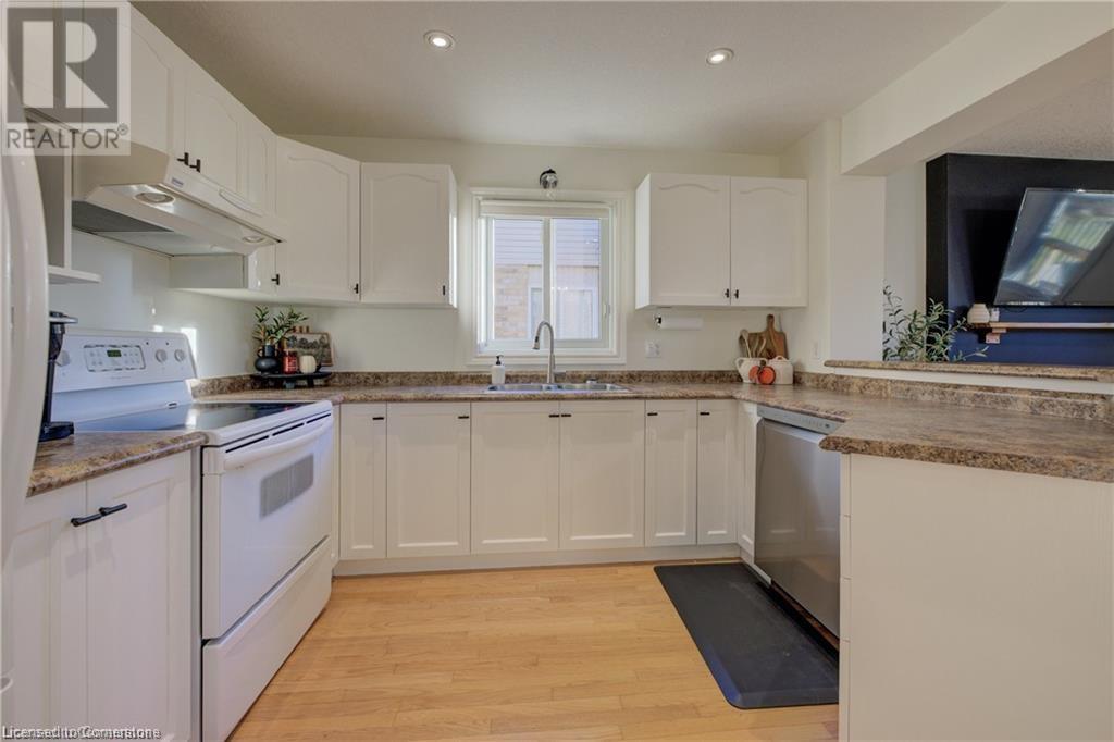 98 Stiefelmeyer Crescent, Baden, Ontario  N3A 4K6 - Photo 21 - 40688494