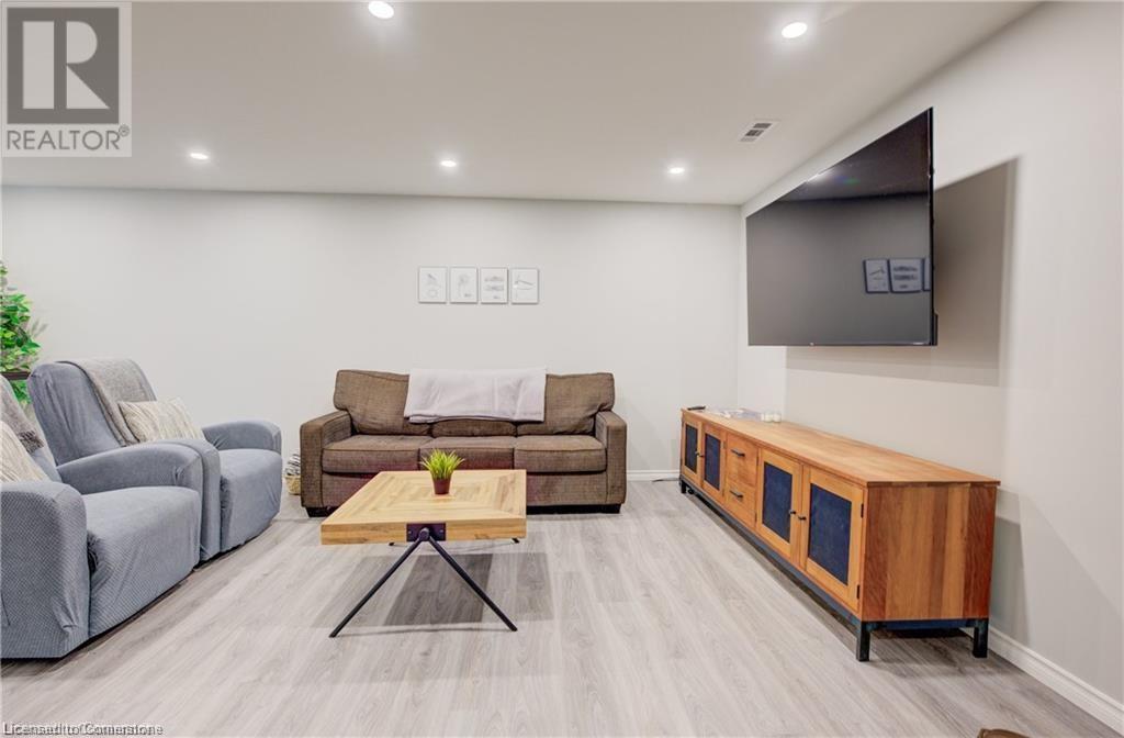 98 Stiefelmeyer Crescent, Baden, Ontario  N3A 4K6 - Photo 31 - 40688494