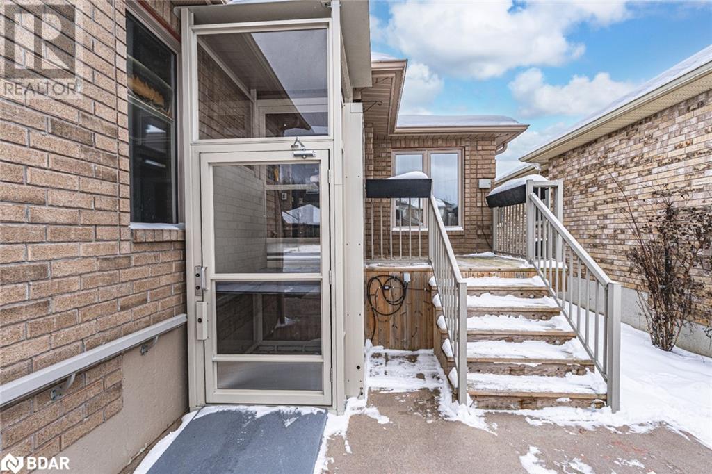 25 Thicketwood Avenue, Barrie, Ontario  L4N 5Y3 - Photo 3 - 40688496