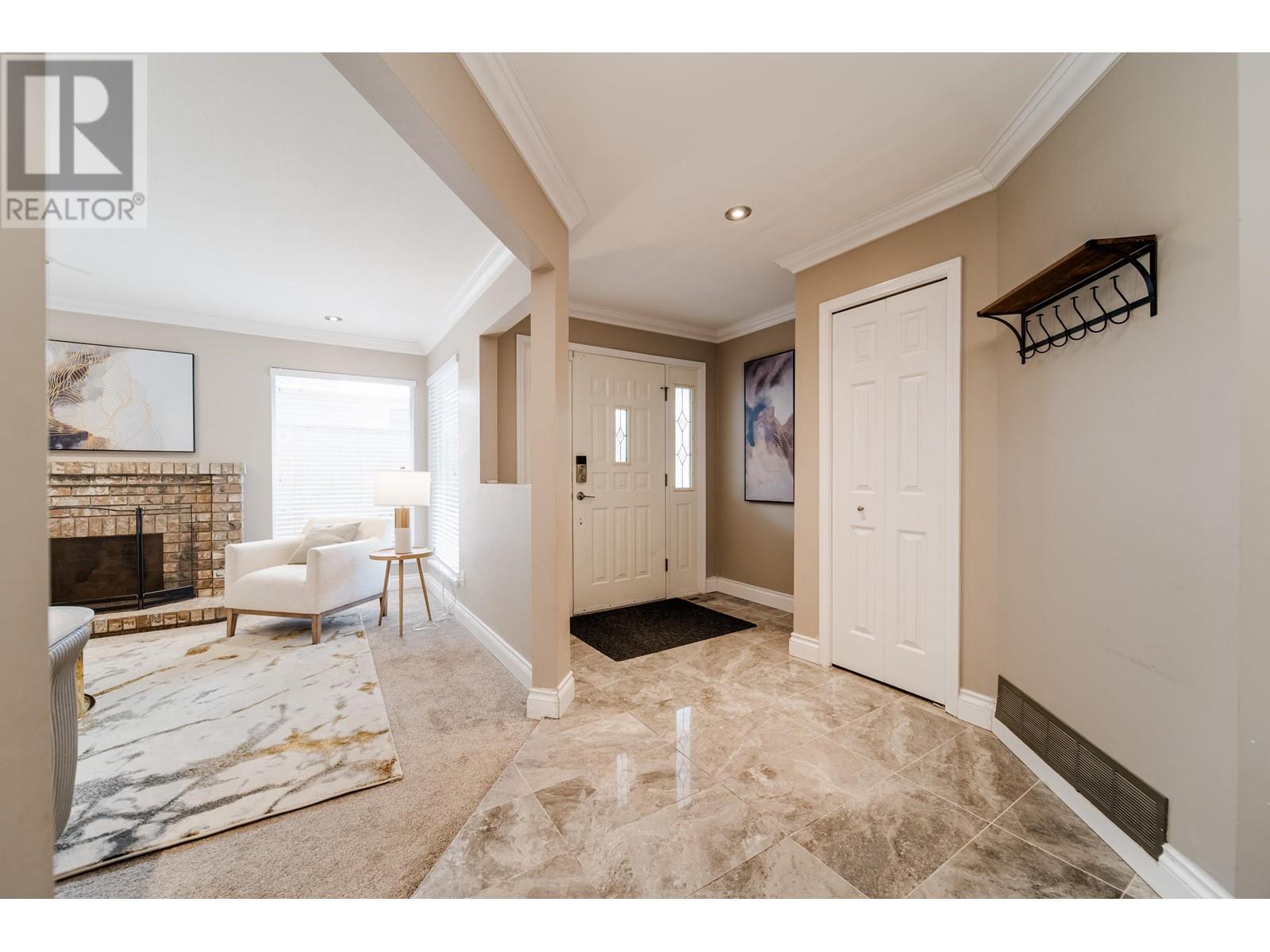 Listing Picture 30 of 40 : 11651 4TH AVENUE, Richmond / 烈治文 - 魯藝地產 Yvonne Lu Group - MLS Medallion Club Member