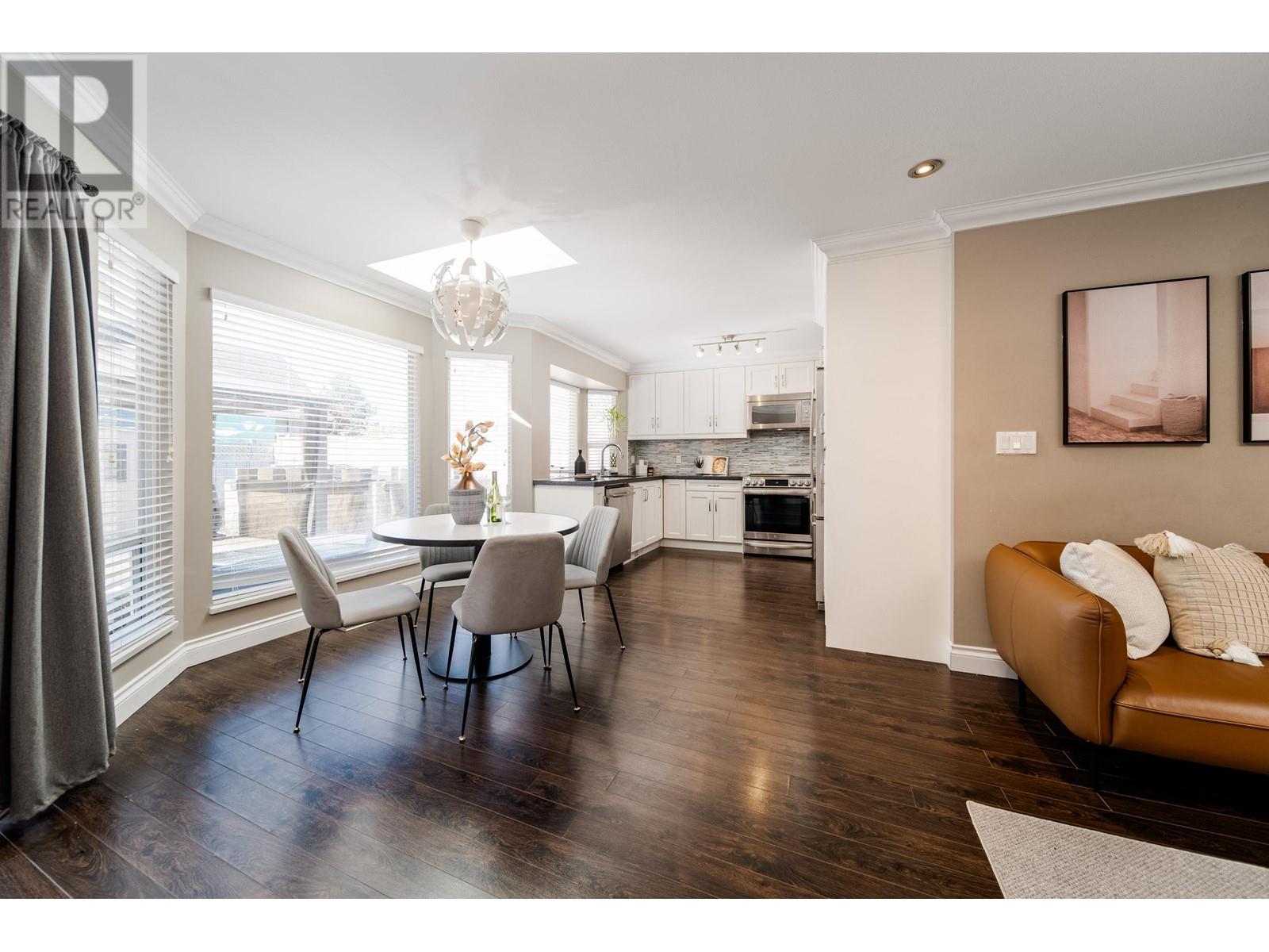 Listing Picture 4 of 40 : 11651 4TH AVENUE, Richmond / 烈治文 - 魯藝地產 Yvonne Lu Group - MLS Medallion Club Member