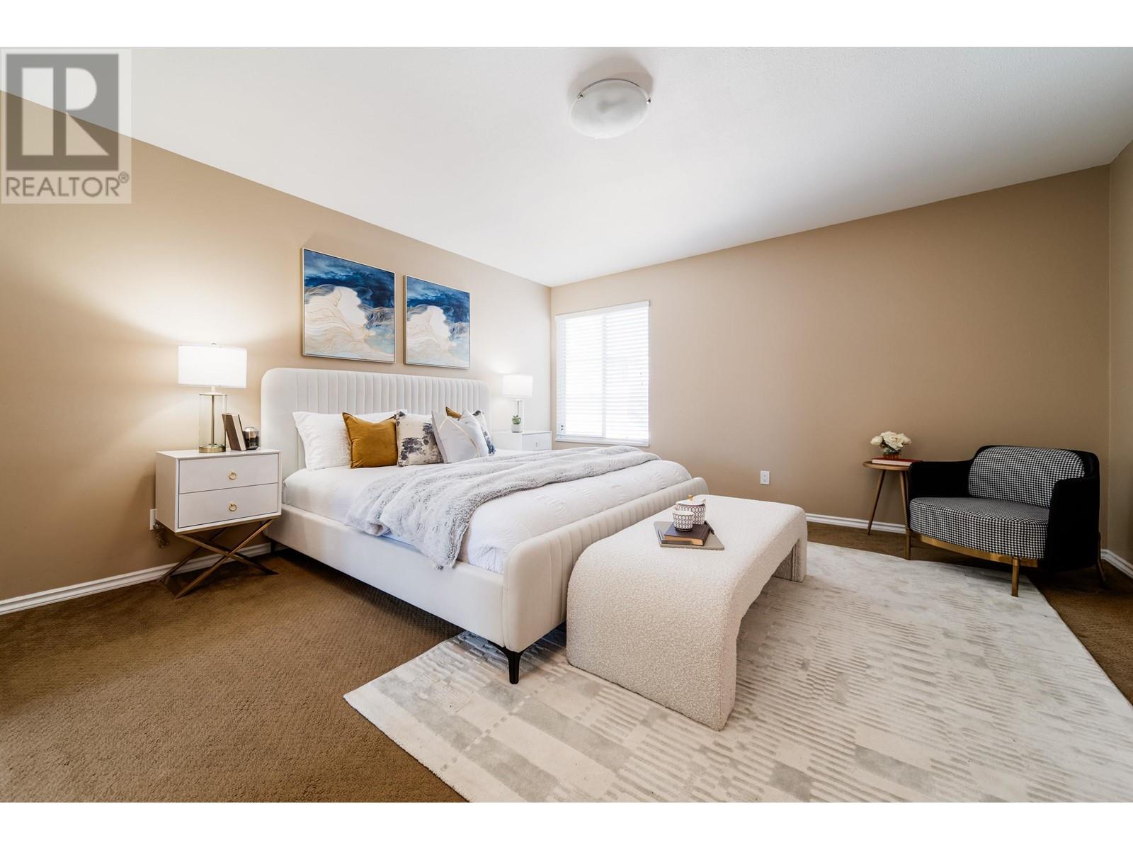 Listing Picture 16 of 40 : 11651 4TH AVENUE, Richmond / 烈治文 - 魯藝地產 Yvonne Lu Group - MLS Medallion Club Member