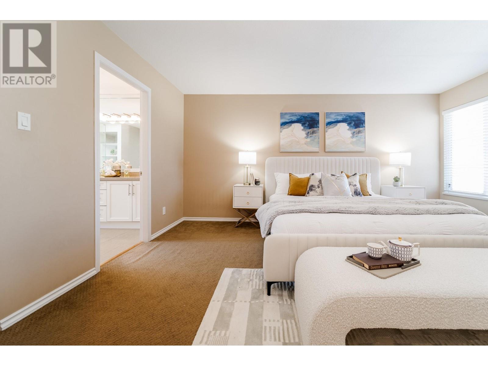 Listing Picture 15 of 40 : 11651 4TH AVENUE, Richmond / 烈治文 - 魯藝地產 Yvonne Lu Group - MLS Medallion Club Member