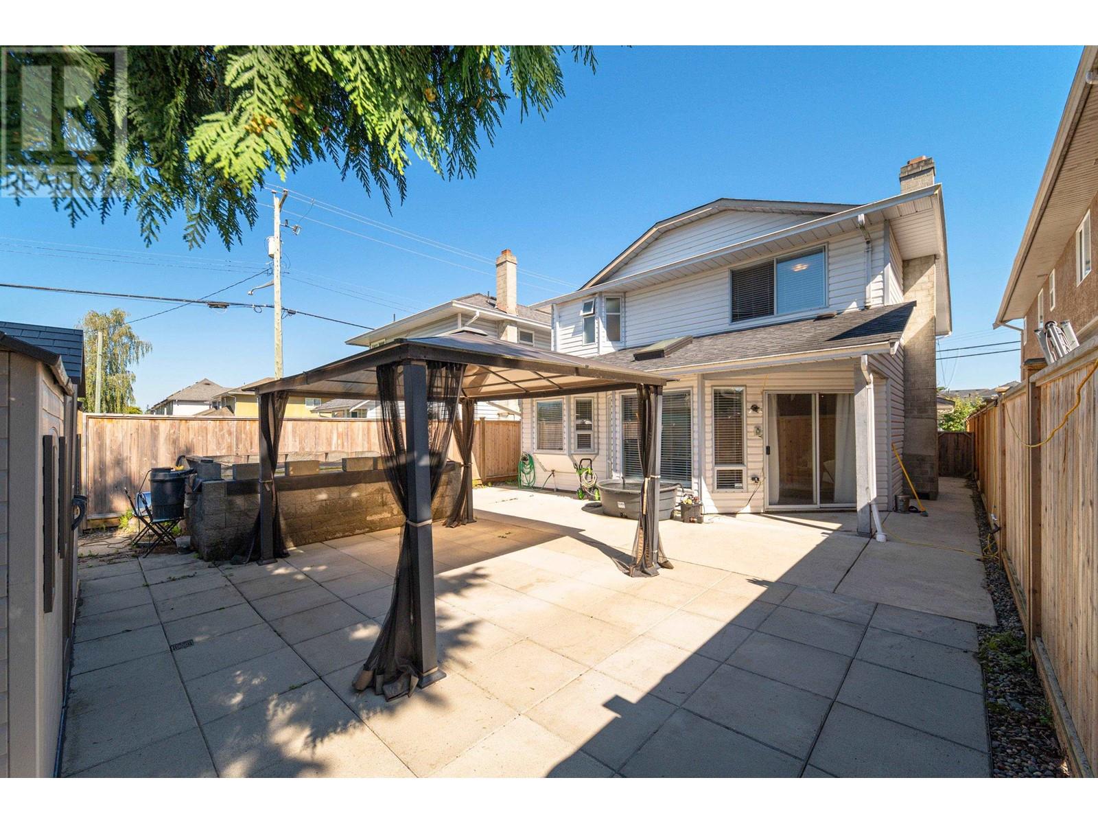 Listing Picture 34 of 40 : 11651 4TH AVENUE, Richmond / 烈治文 - 魯藝地產 Yvonne Lu Group - MLS Medallion Club Member