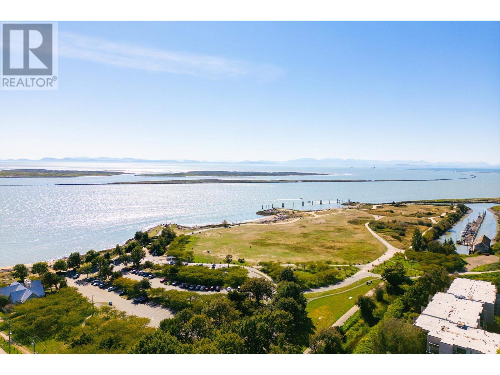 Listing Picture 40 of 40 : 11651 4TH AVENUE, Richmond / 烈治文 - 魯藝地產 Yvonne Lu Group - MLS Medallion Club Member