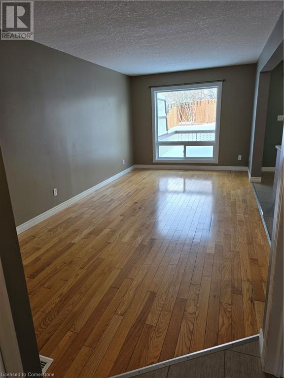 708 Karlsfeld Road Unit# A, Waterloo, Ontario  N2T 2W4 - Photo 4 - 40688297