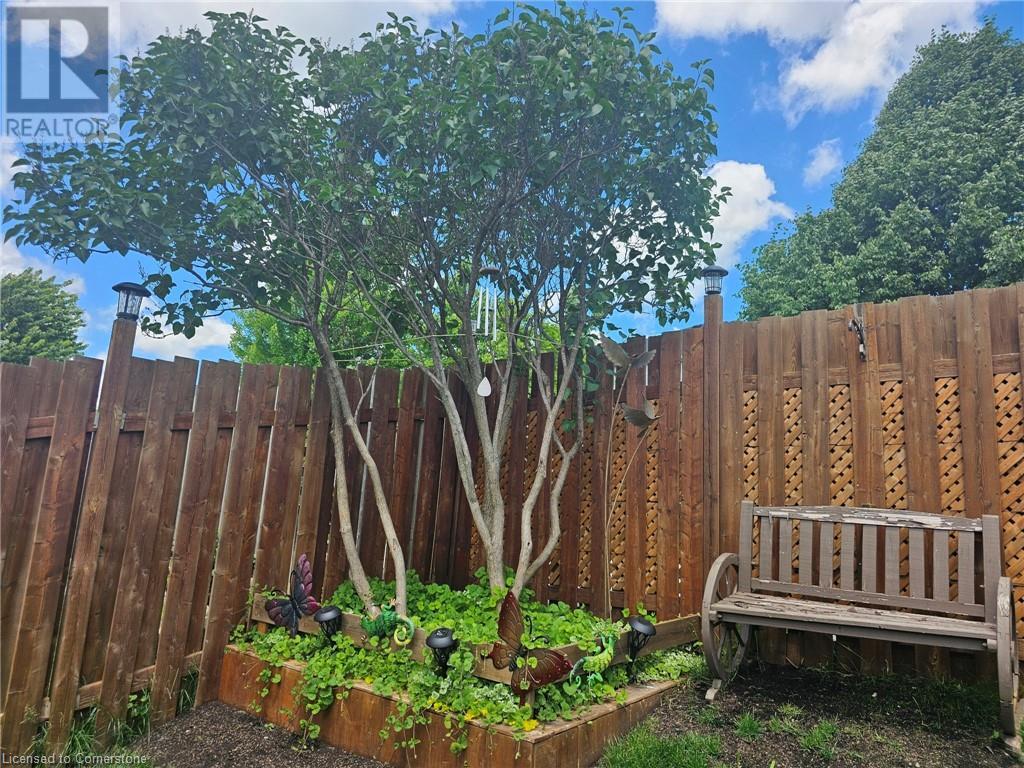 708 Karlsfeld Road Unit# A, Waterloo, Ontario  N2T 2W4 - Photo 13 - 40688297