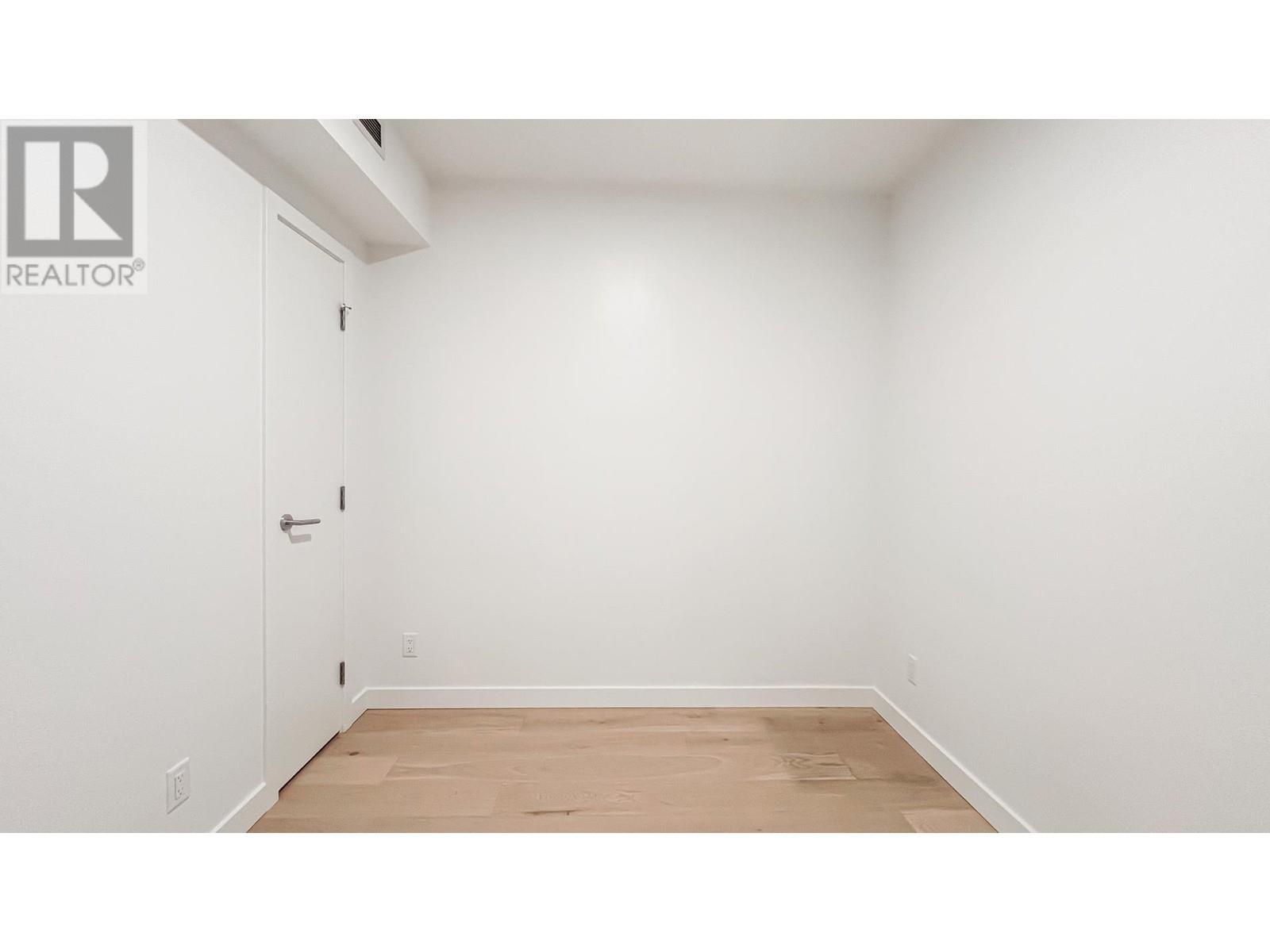 Listing Picture 8 of 27 : 3909 6000 MCKAY AVENUE, Burnaby / 本拿比 - 魯藝地產 Yvonne Lu Group - MLS Medallion Club Member