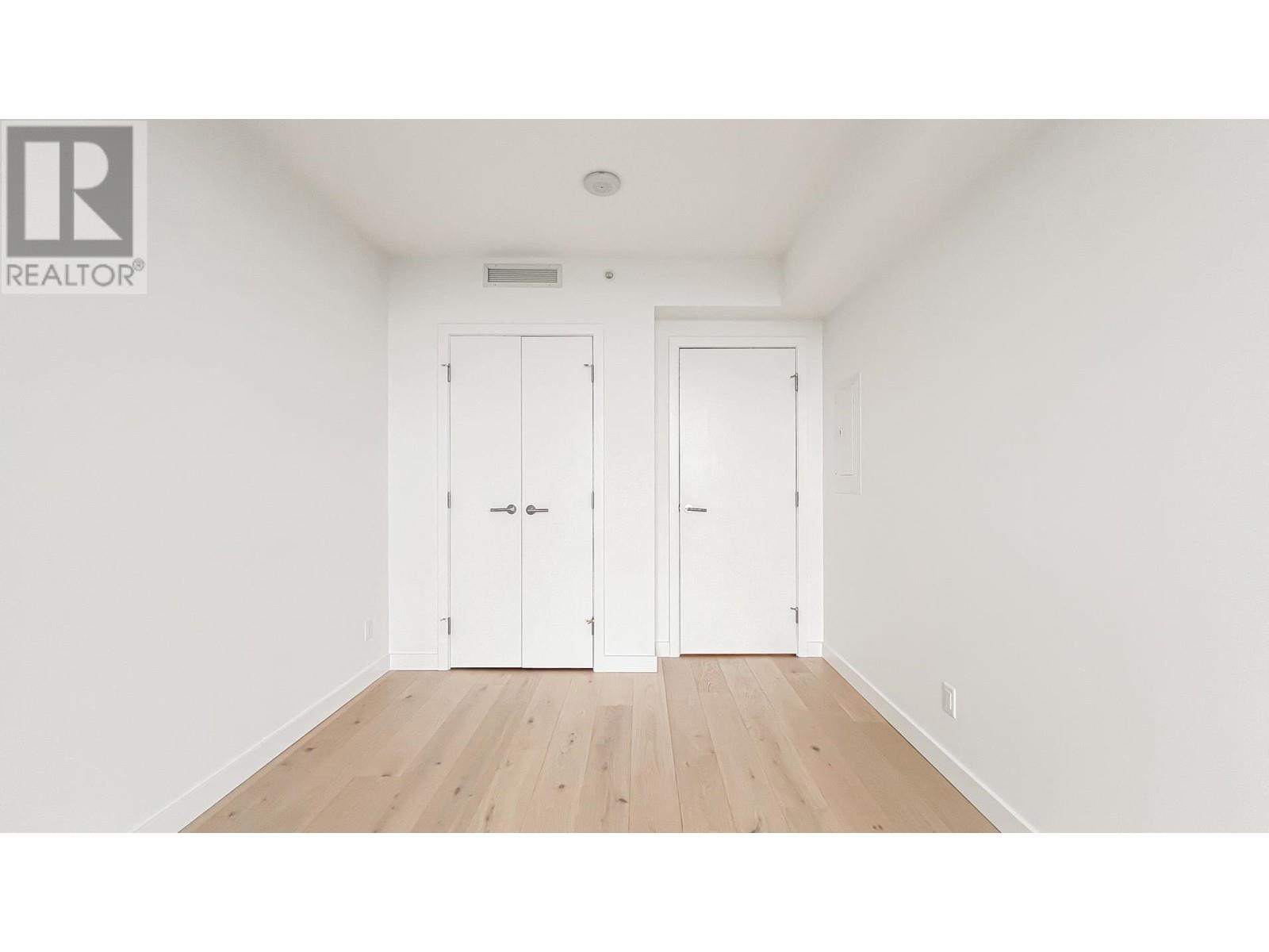 Listing Picture 7 of 27 : 3909 6000 MCKAY AVENUE, Burnaby / 本拿比 - 魯藝地產 Yvonne Lu Group - MLS Medallion Club Member