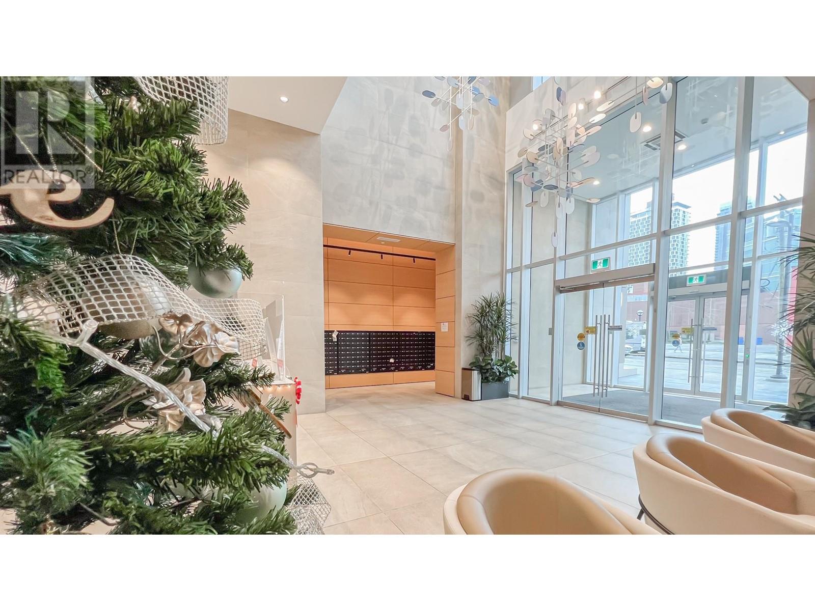 Listing Picture 19 of 27 : 3909 6000 MCKAY AVENUE, Burnaby / 本拿比 - 魯藝地產 Yvonne Lu Group - MLS Medallion Club Member