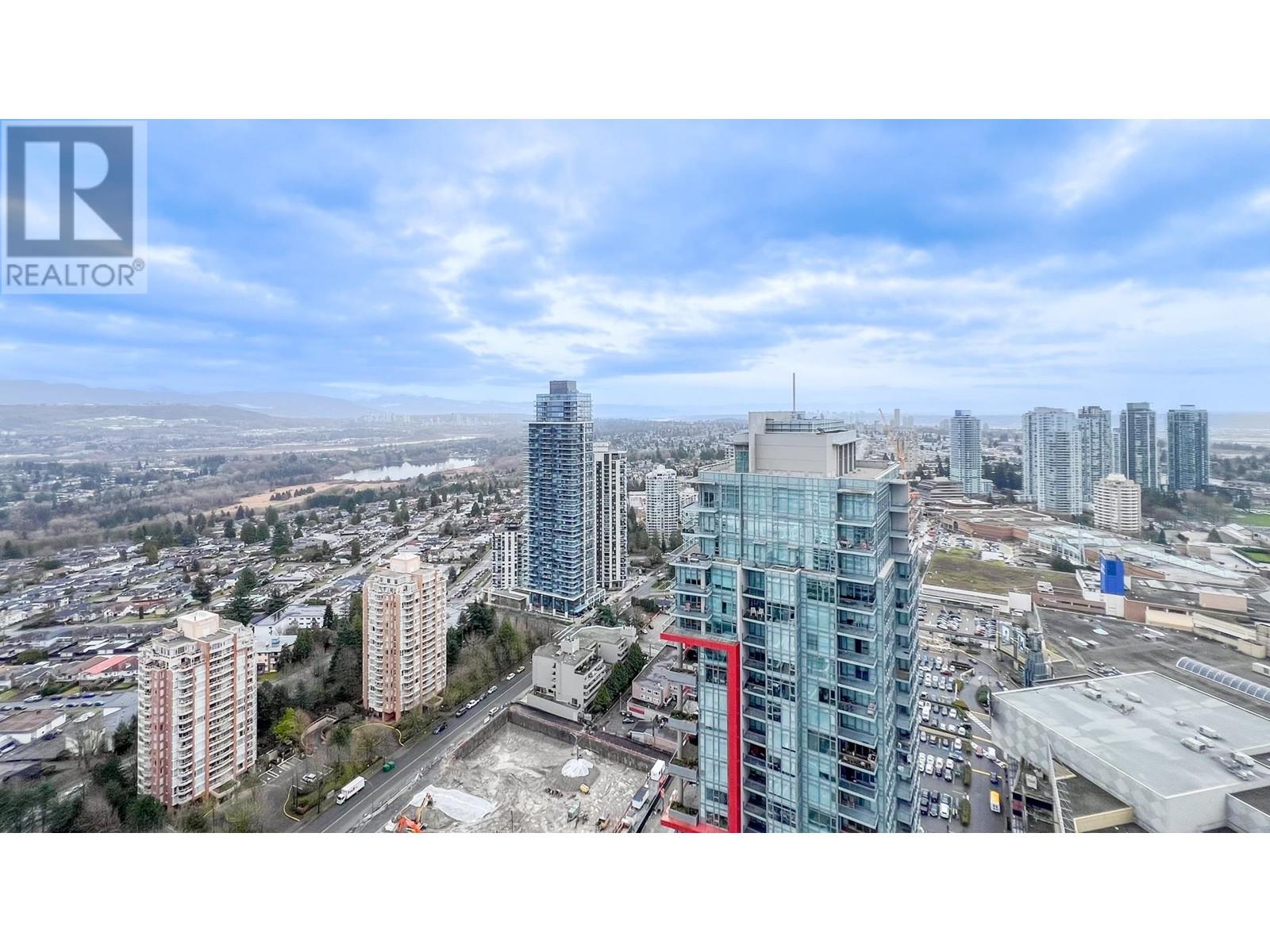 Listing Picture 12 of 27 : 3909 6000 MCKAY AVENUE, Burnaby / 本拿比 - 魯藝地產 Yvonne Lu Group - MLS Medallion Club Member