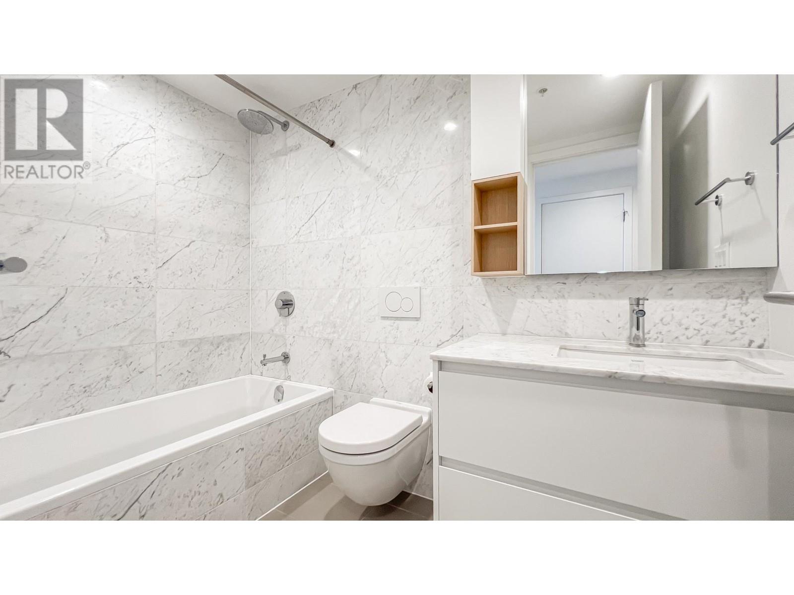 Listing Picture 9 of 27 : 3909 6000 MCKAY AVENUE, Burnaby / 本拿比 - 魯藝地產 Yvonne Lu Group - MLS Medallion Club Member